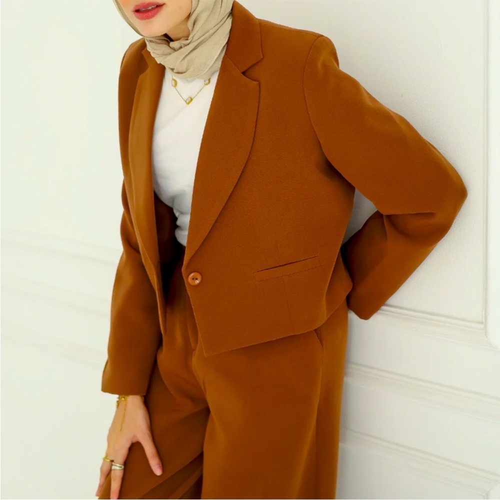 Vintage Jodifl 90's Boxy Relaxed Fit Cropped Rust Blazer
